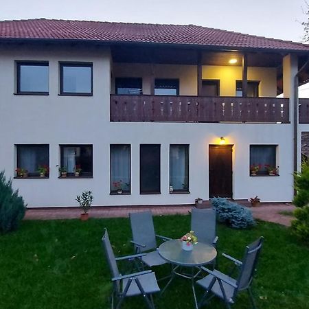 Salt Holiday Apartment Praid Exterior photo