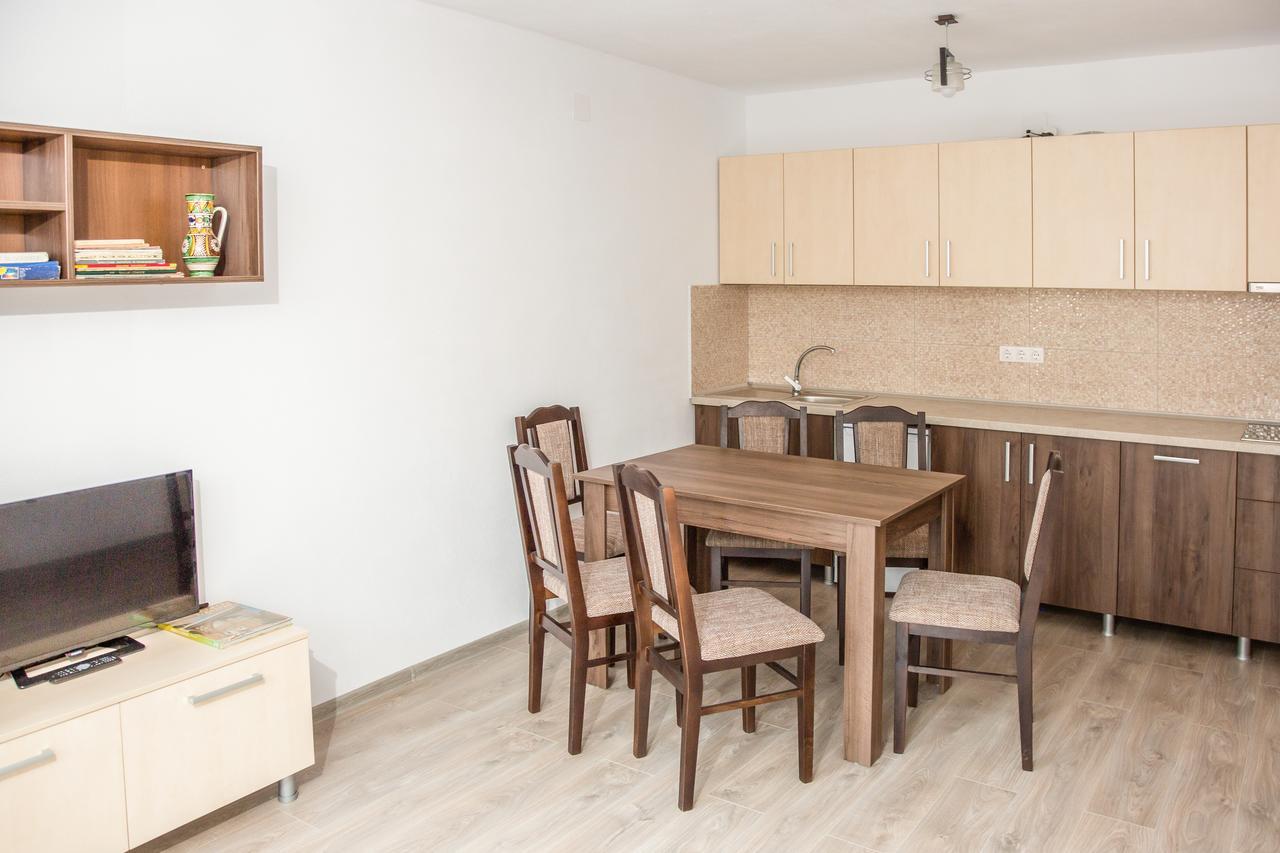 Salt Holiday Apartment Praid Exterior photo